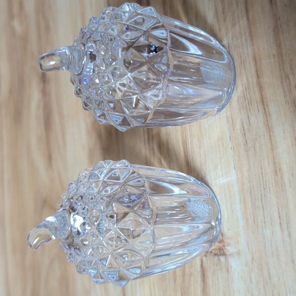 Godinger Shannon Crystal Acorn Salt And Pepper Shakers - Picture 3 of 4